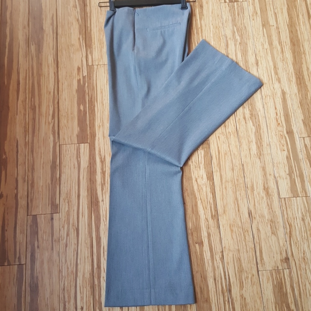 Cache Contour collectibles heather gray slacks